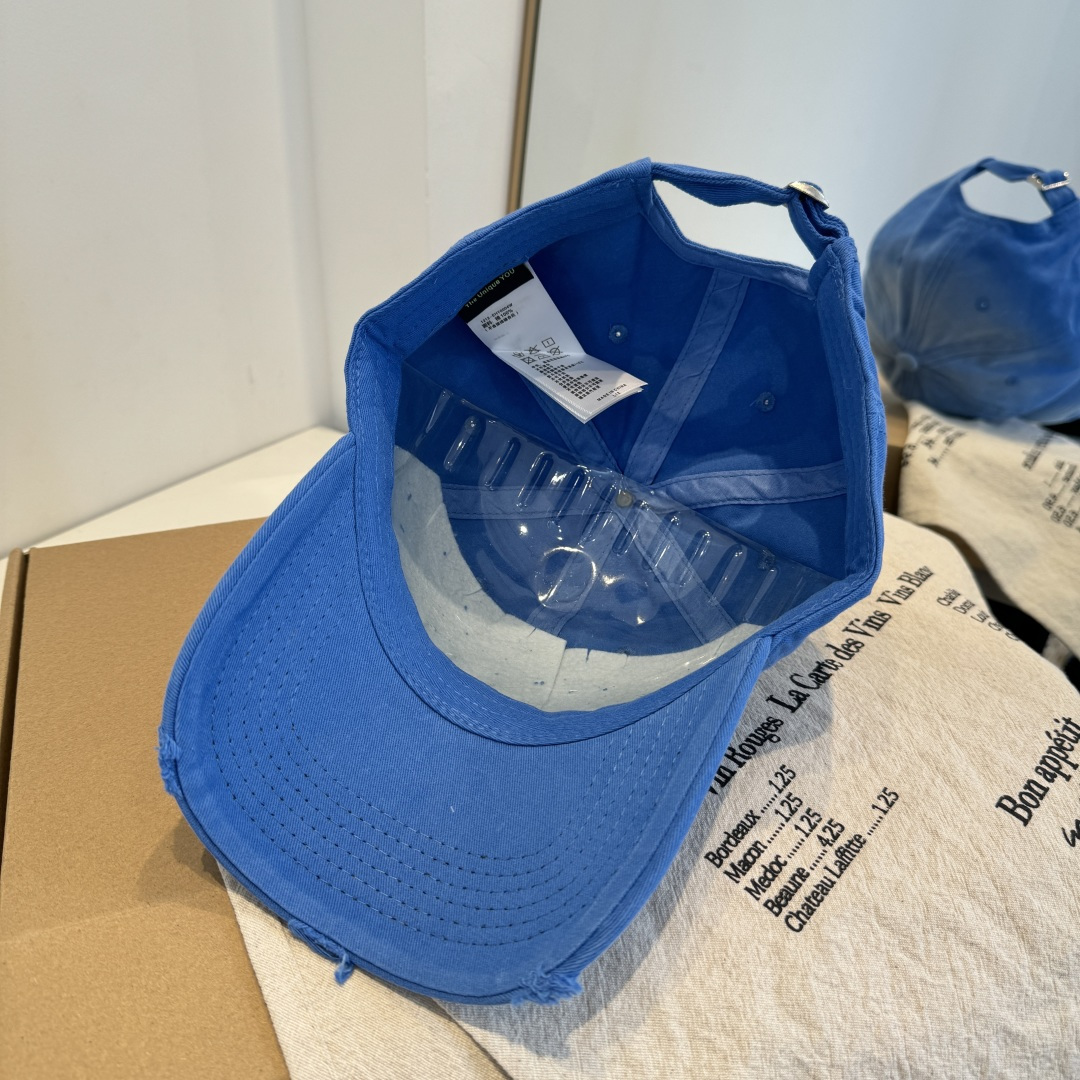 【克罗心】新款经典休闲潮流款 棒球帽日韩风格，随便搭配都超好看！出门旅游，绝对要入手的一款