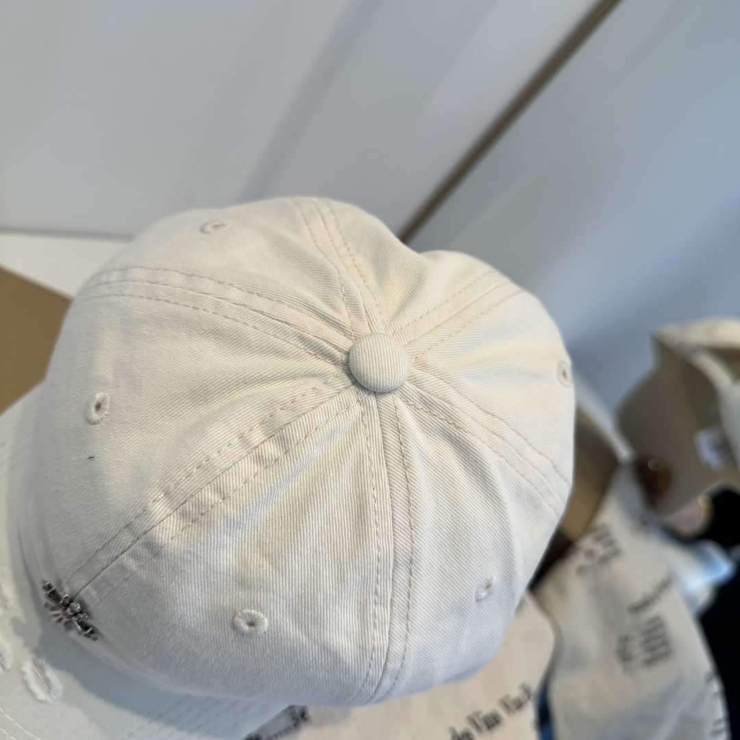 【克罗心】新款经典休闲潮流款 棒球帽日韩风格，随便搭配都超好看！出门旅游，绝对要入手的一款