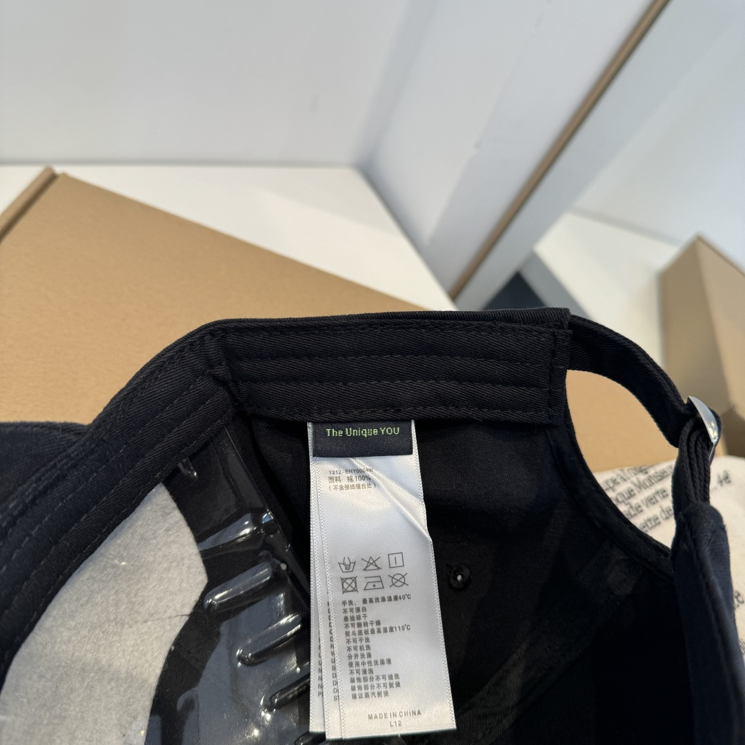 【克罗心】新款经典休闲潮流款 棒球帽日韩风格，随便搭配都超好看！出门旅游，绝对要入手的一款