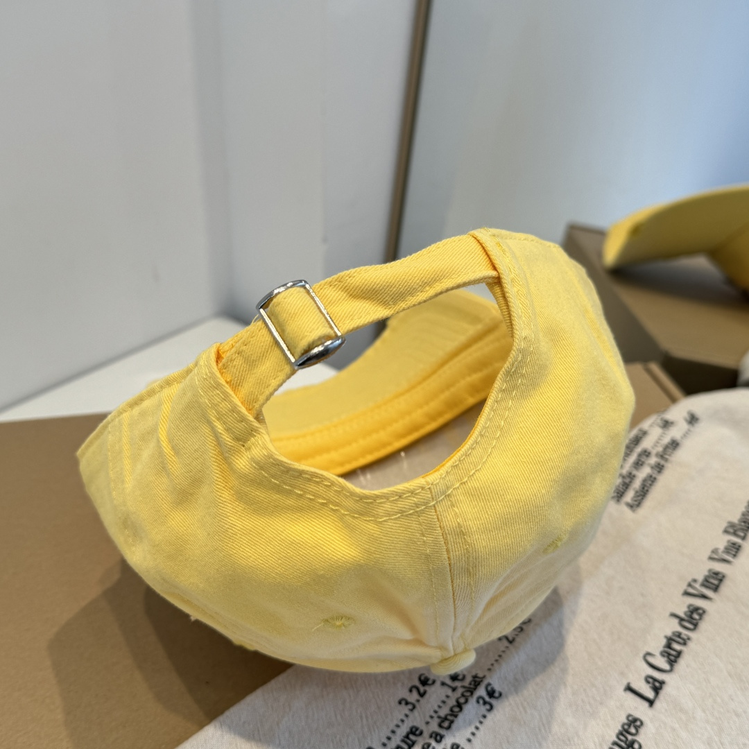 【克罗心】新款经典休闲潮流款 棒球帽日韩风格，随便搭配都超好看！出门旅游，绝对要入手的一款