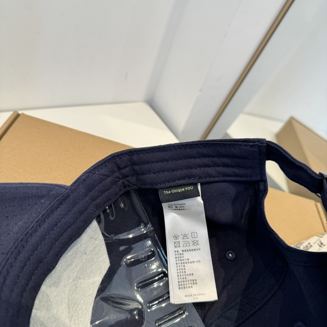 【克罗心】新款经典休闲潮流款 棒球帽日韩风格，随便搭配都超好看！出门旅游，绝对要入手的一款