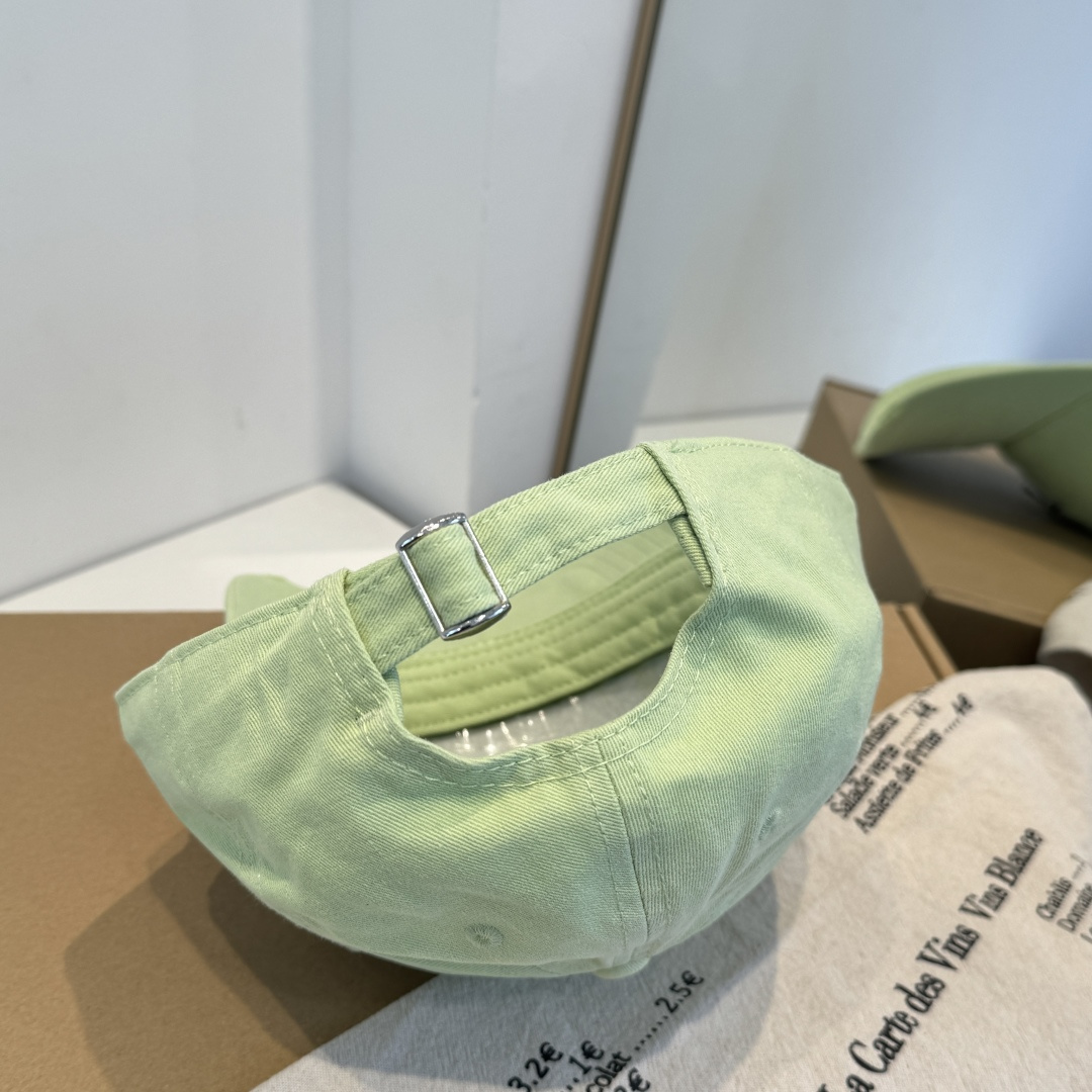 【克罗心】新款经典休闲潮流款 棒球帽日韩风格，随便搭配都超好看！出门旅游，绝对要入手的一款