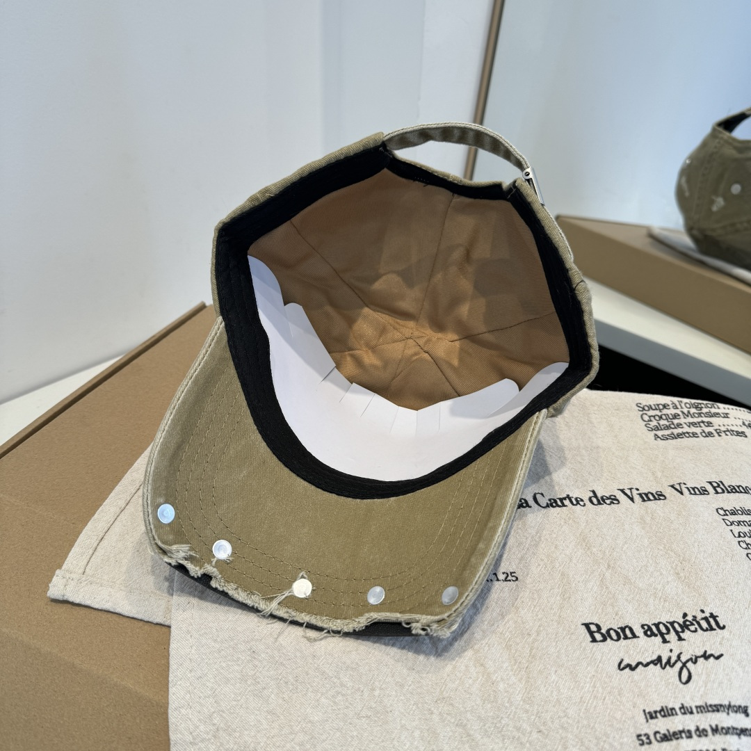 【克罗心】新款经典休闲潮流款 棒球帽日韩风格，随便搭配都超好看！出门旅游，绝对要入手的一款