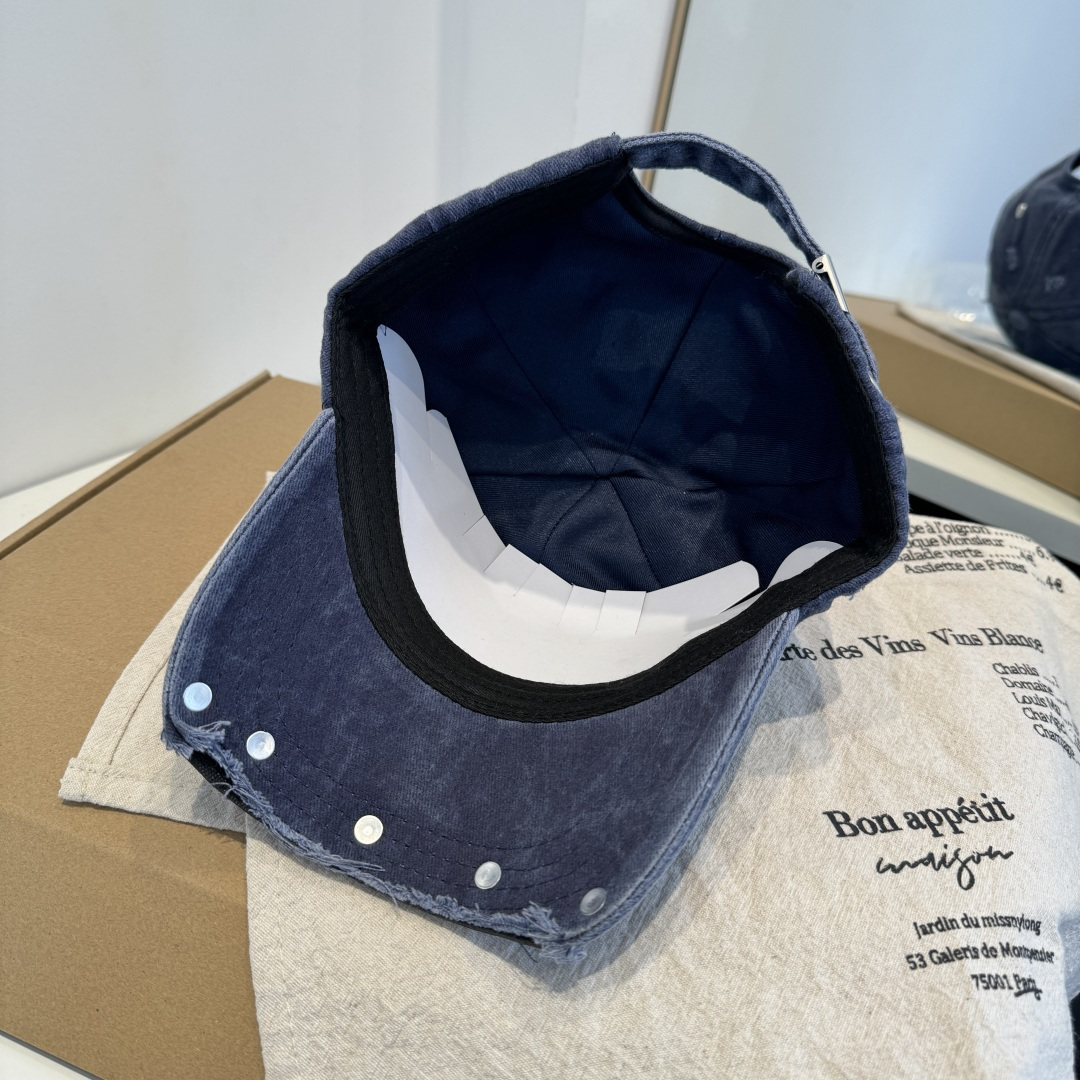 【克罗心】新款经典休闲潮流款 棒球帽日韩风格，随便搭配都超好看！出门旅游，绝对要入手的一款