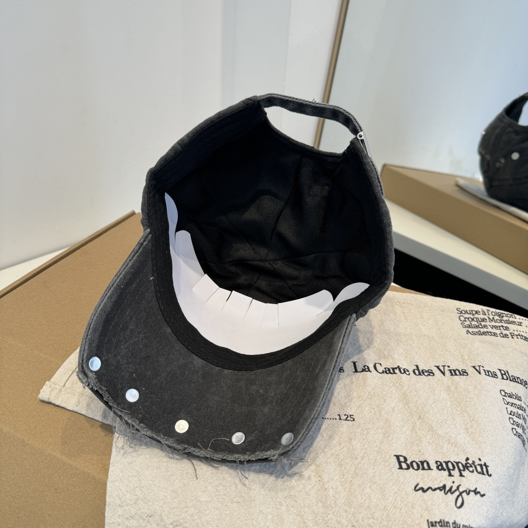 【克罗心】新款经典休闲潮流款 棒球帽日韩风格，随便搭配都超好看！出门旅游，绝对要入手的一款