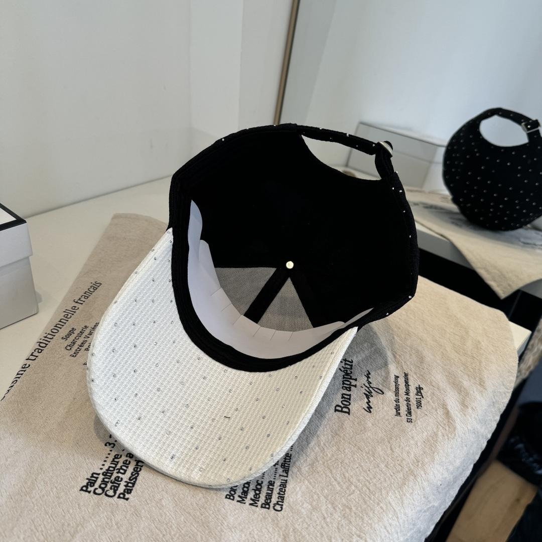 。香奈儿CHANEL 新品棒球帽，小香经典简约，时尚休闲设计 跑量新品