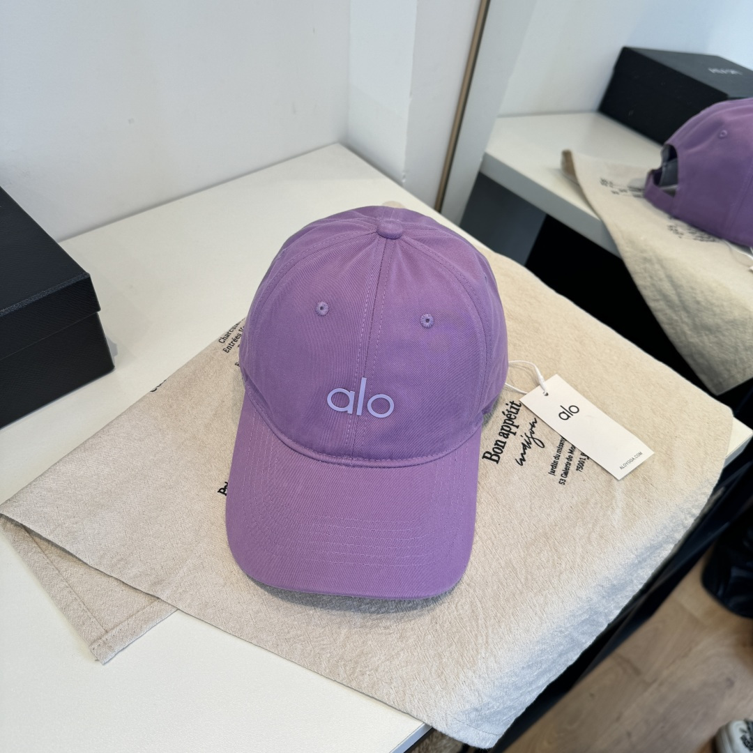alo 官网新品，棒球帽 原单品质火爆来袭 🔥🎩 工艺非常精美 高档大气上档次！低调奢华，方便携带！跑量