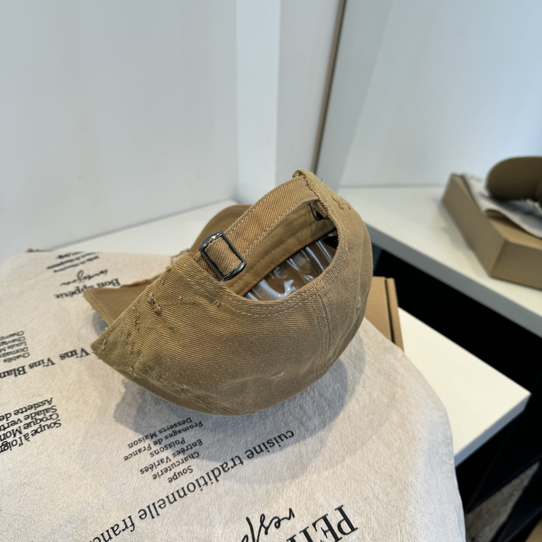 【克罗心】新款经典休闲潮流款 棒球帽日韩风格，随便搭配都超好看！出门旅游，绝对要入手的一款