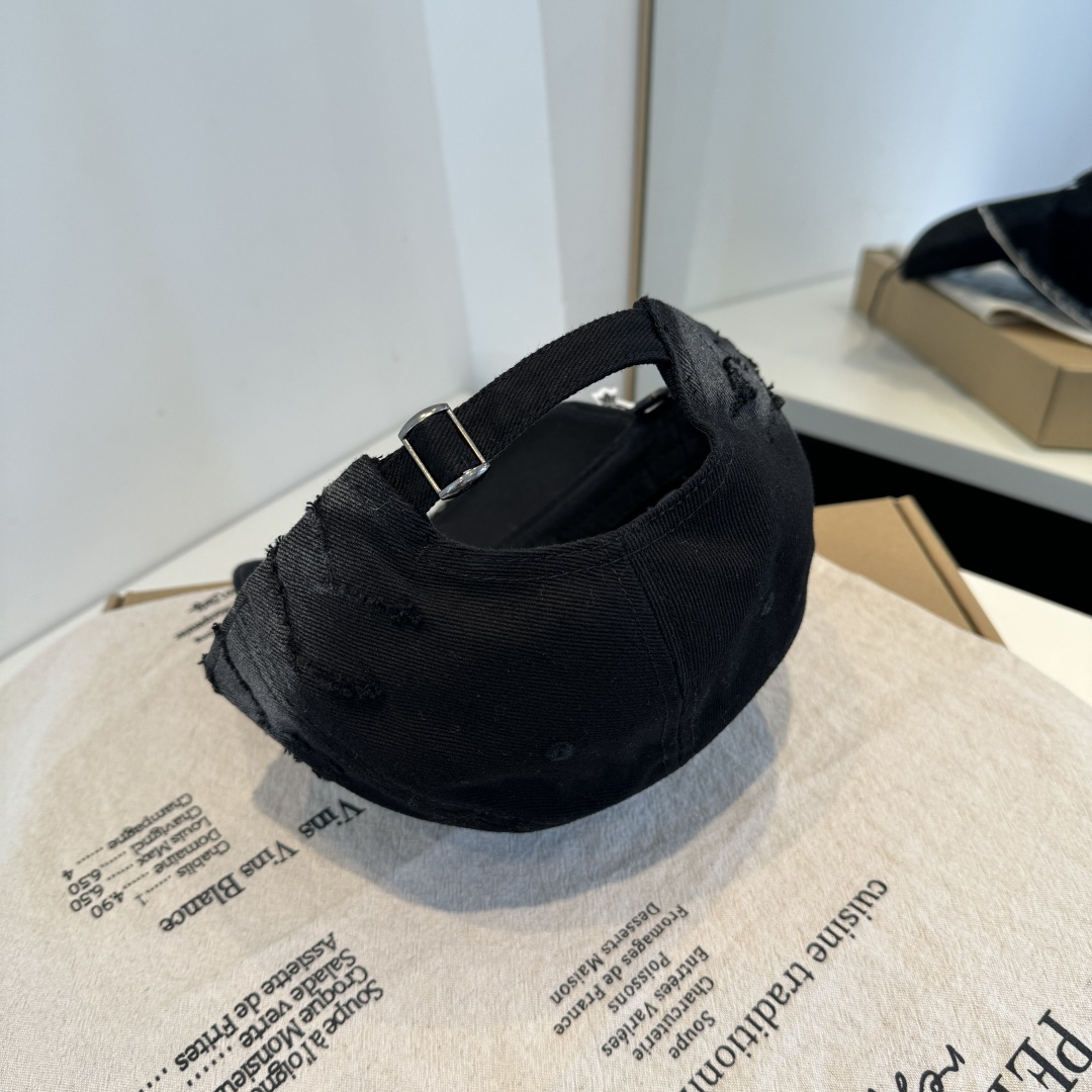 【克罗心】新款经典休闲潮流款 棒球帽日韩风格，随便搭配都超好看！出门旅游，绝对要入手的一款