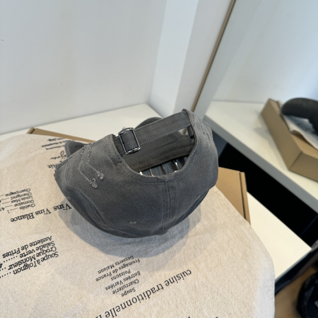 【克罗心】新款经典休闲潮流款 棒球帽日韩风格，随便搭配都超好看！出门旅游，绝对要入手的一款