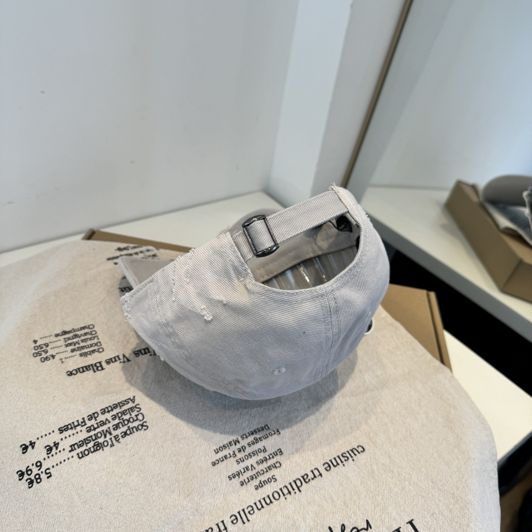 【克罗心】新款经典休闲潮流款 棒球帽日韩风格，随便搭配都超好看！出门旅游，绝对要入手的一款