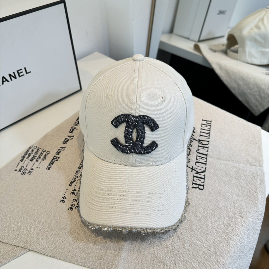 NO:742989,Chanel CHANEL new baseball cap, Xiaoxiang classic simplicity, fashionable and casual design, popular new hat, straw hat, fisherman hat, baseball cap, hat, chanel, chanel, espadrilles, hats19860909香奈儿CHANEL 新品棒球帽,小香经典简约,时尚休闲设计 跑量新品帽子草帽渔夫帽棒球帽,帽子,chanel,chanel,espadrilles,hats,hat