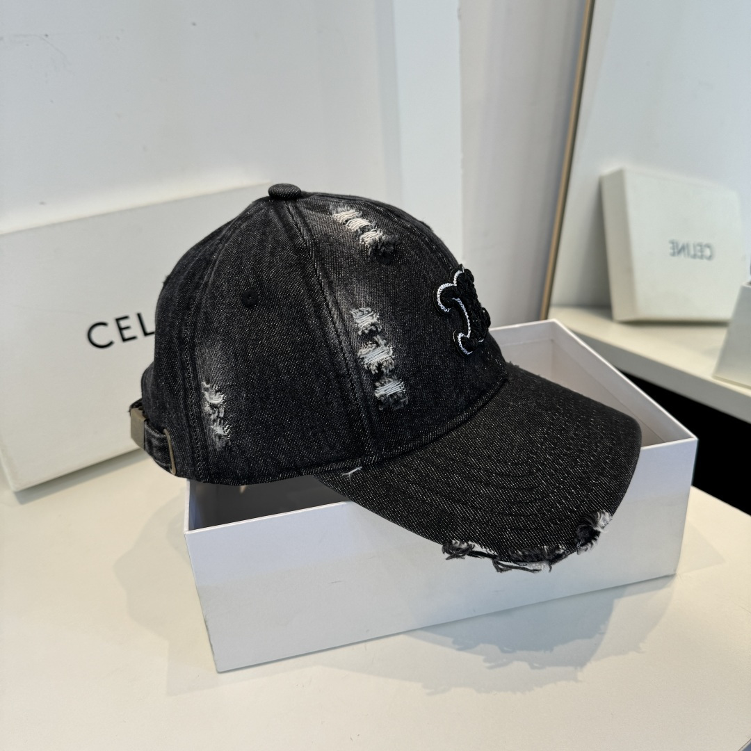 【CELINE赛琳】新款经典休闲潮流款 棒球帽日韩风格，随便搭配都超好看！出门旅游，绝对要入手的一款