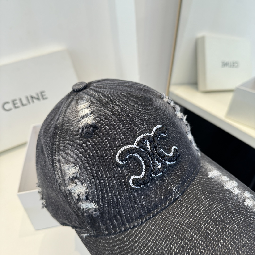 【CELINE赛琳】新款经典休闲潮流款 棒球帽日韩风格，随便搭配都超好看！出门旅游，绝对要入手的一款