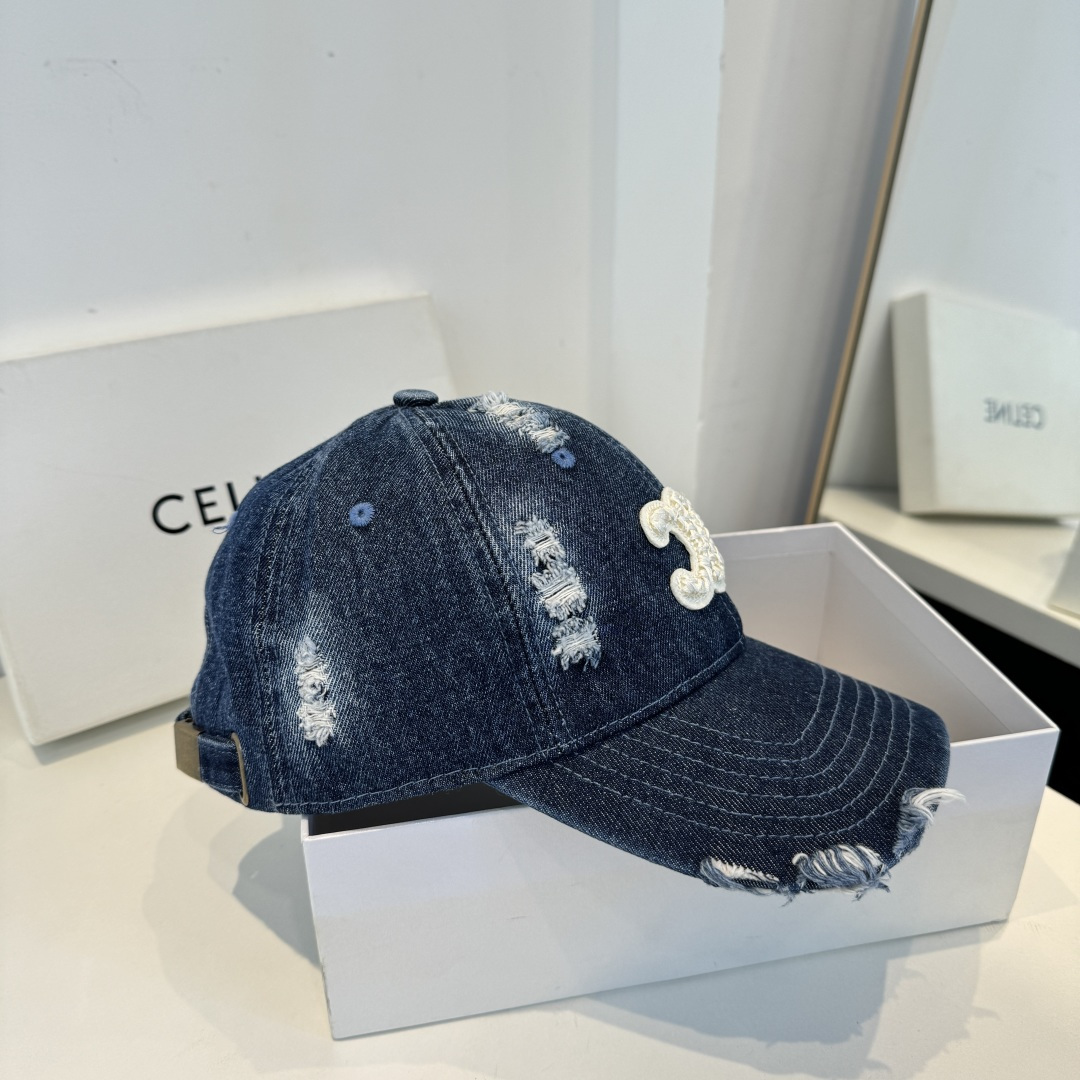 【CELINE赛琳】新款经典休闲潮流款 棒球帽日韩风格，随便搭配都超好看！出门旅游，绝对要入手的一款