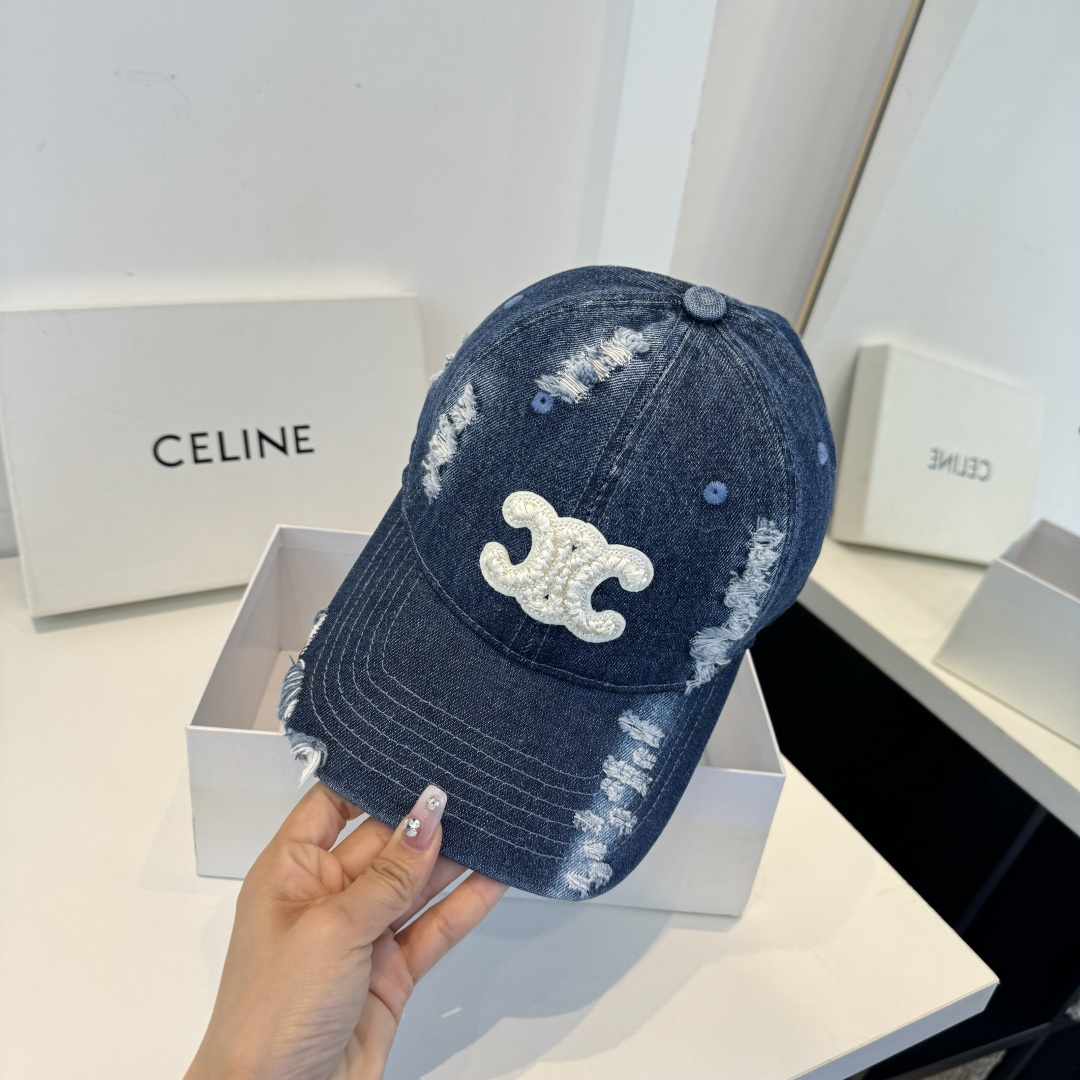 【CELINE赛琳】新款经典休闲潮流款 棒球帽日韩风格，随便搭配都超好看！出门旅游，绝对要入手的一款