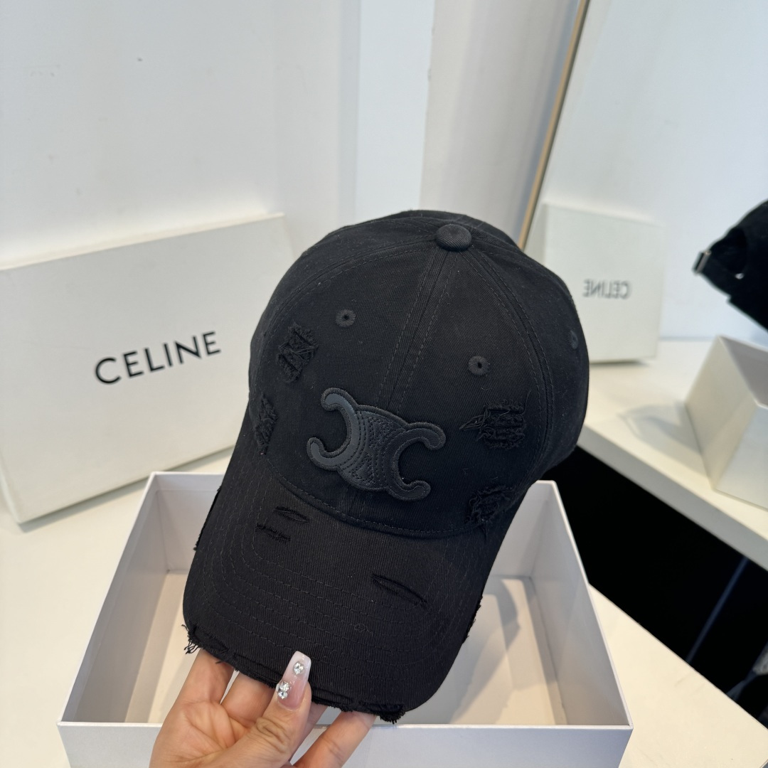 【CELINE赛琳】新款经典休闲潮流款 棒球帽日韩风格，随便搭配都超好看！出门旅游，绝对要入手的一款