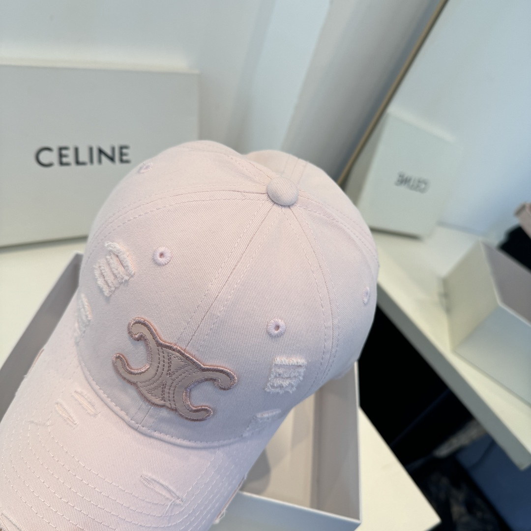 【CELINE赛琳】新款经典休闲潮流款 棒球帽日韩风格，随便搭配都超好看！出门旅游，绝对要入手的一款