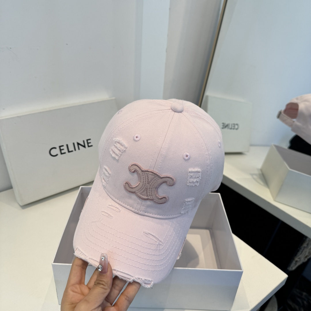 【CELINE赛琳】新款经典休闲潮流款 棒球帽日韩风格，随便搭配都超好看！出门旅游，绝对要入手的一款