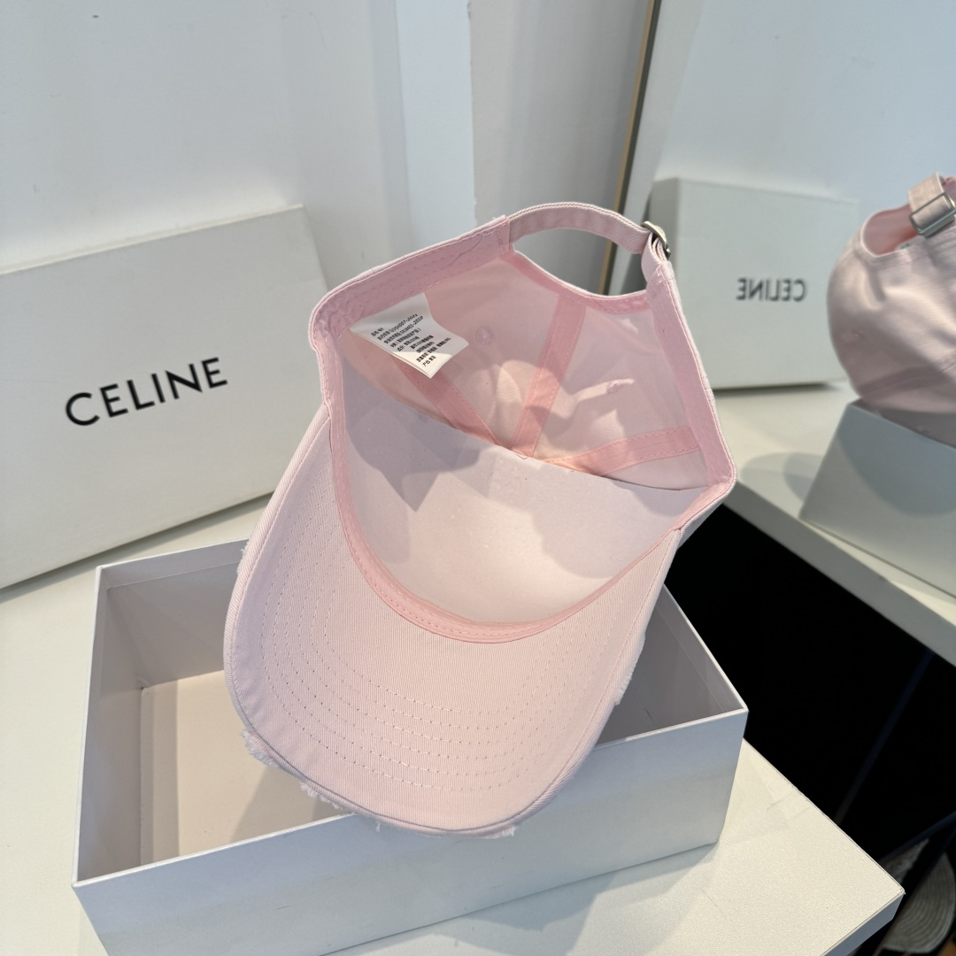 【CELINE赛琳】新款经典休闲潮流款 棒球帽日韩风格，随便搭配都超好看！出门旅游，绝对要入手的一款