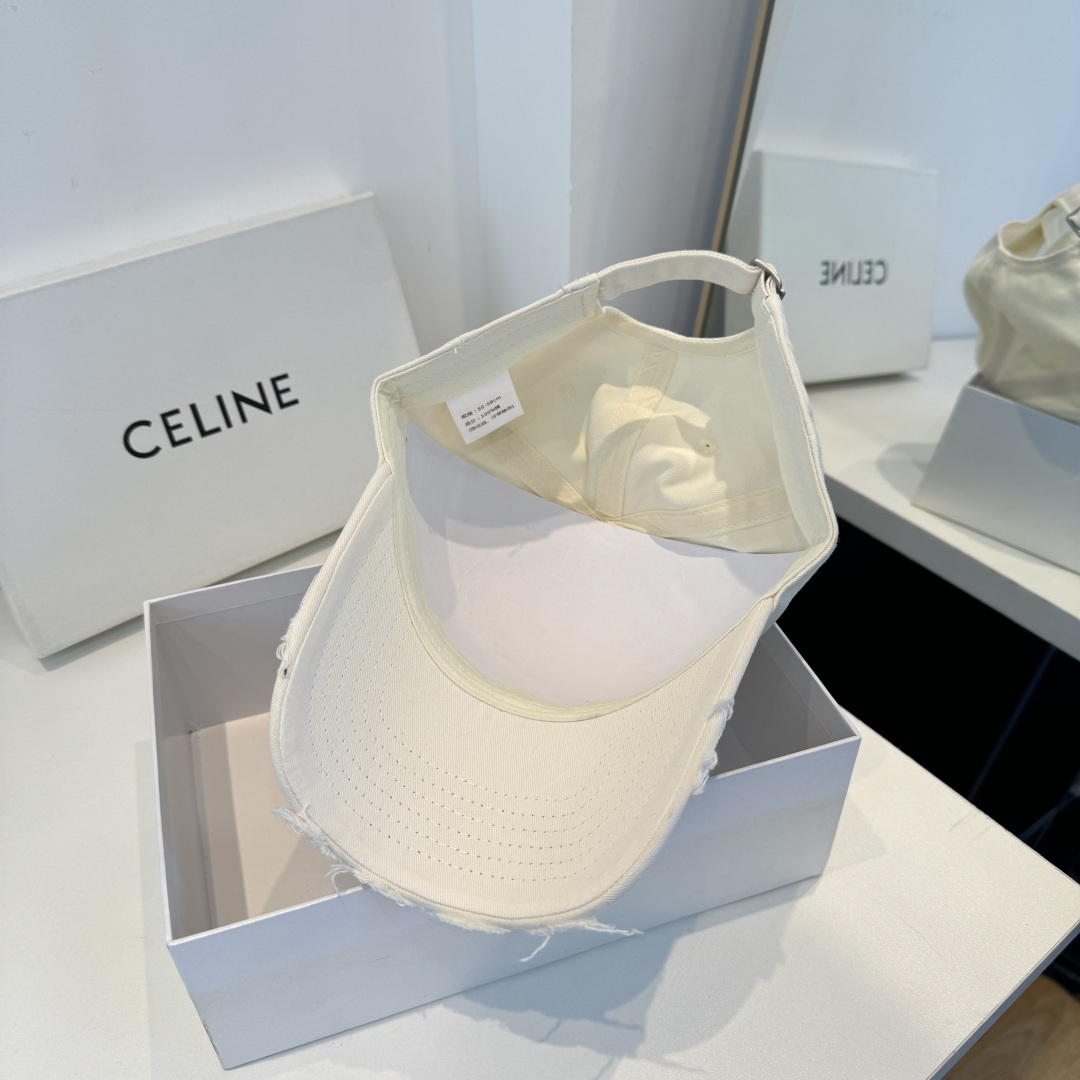 【CELINE赛琳】新款经典休闲潮流款 棒球帽日韩风格，随便搭配都超好看！出门旅游，绝对要入手的一款