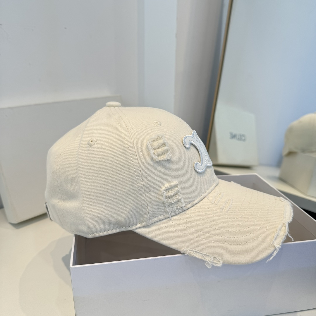 【CELINE赛琳】新款经典休闲潮流款 棒球帽日韩风格，随便搭配都超好看！出门旅游，绝对要入手的一款