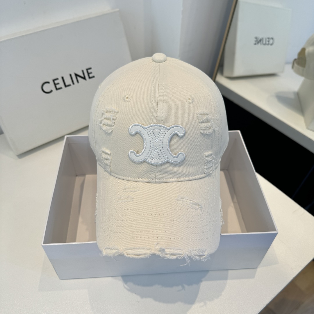 【CELINE赛琳】新款经典休闲潮流款 棒球帽日韩风格，随便搭配都超好看！出门旅游，绝对要入手的一款