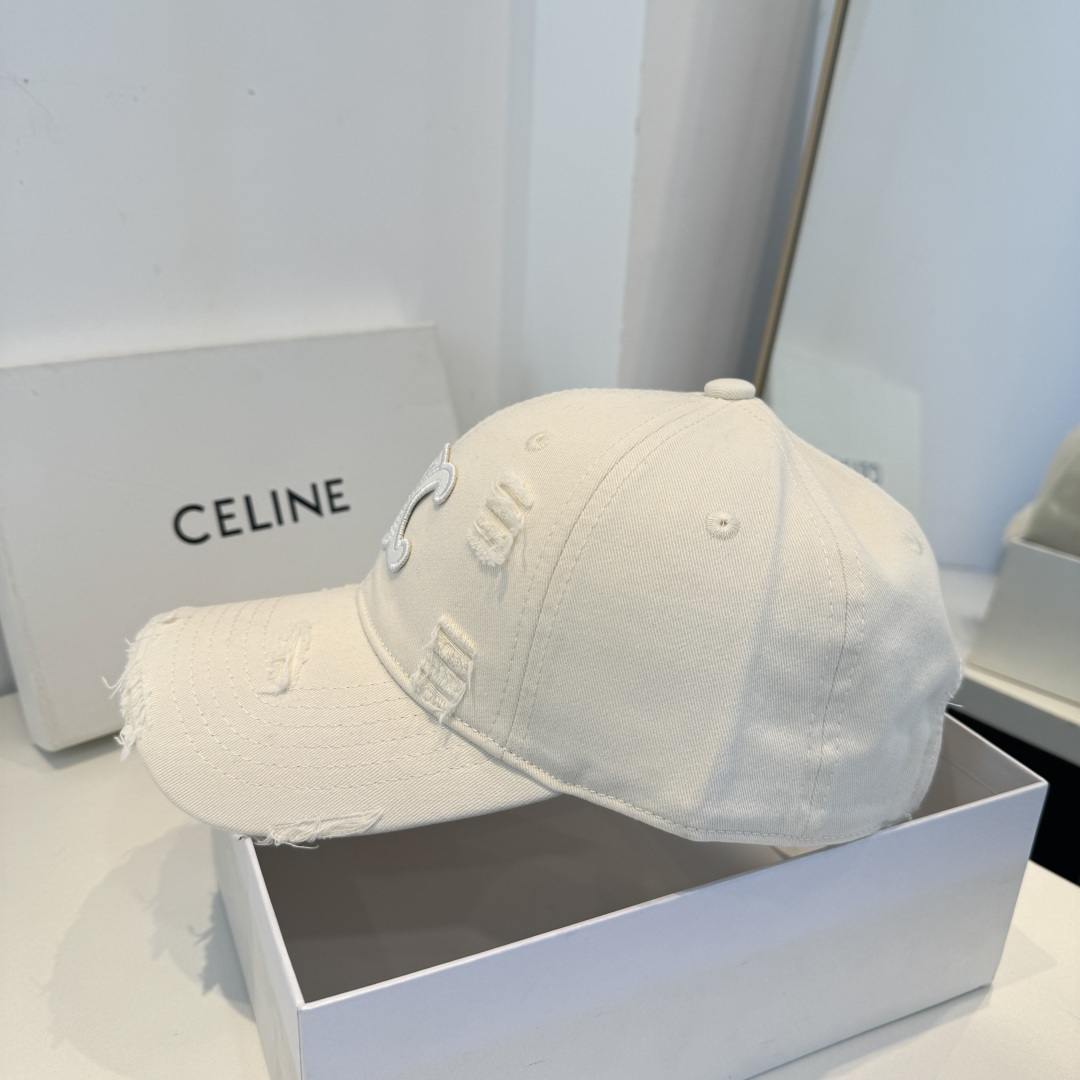 【CELINE赛琳】新款经典休闲潮流款 棒球帽日韩风格，随便搭配都超好看！出门旅游，绝对要入手的一款