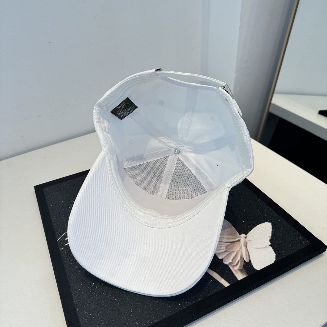 【YSL圣罗兰】2025早春新款简约棒球帽，新款出货，大牌款超好搭配，赶紧入手！