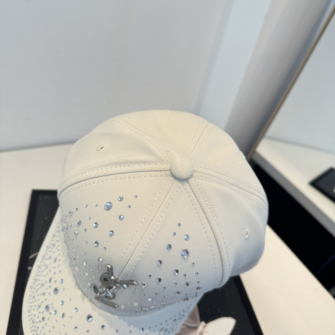 【YSL圣罗兰】2025早春新款简约棒球帽，新款出货，大牌款超好搭配，赶紧入手！