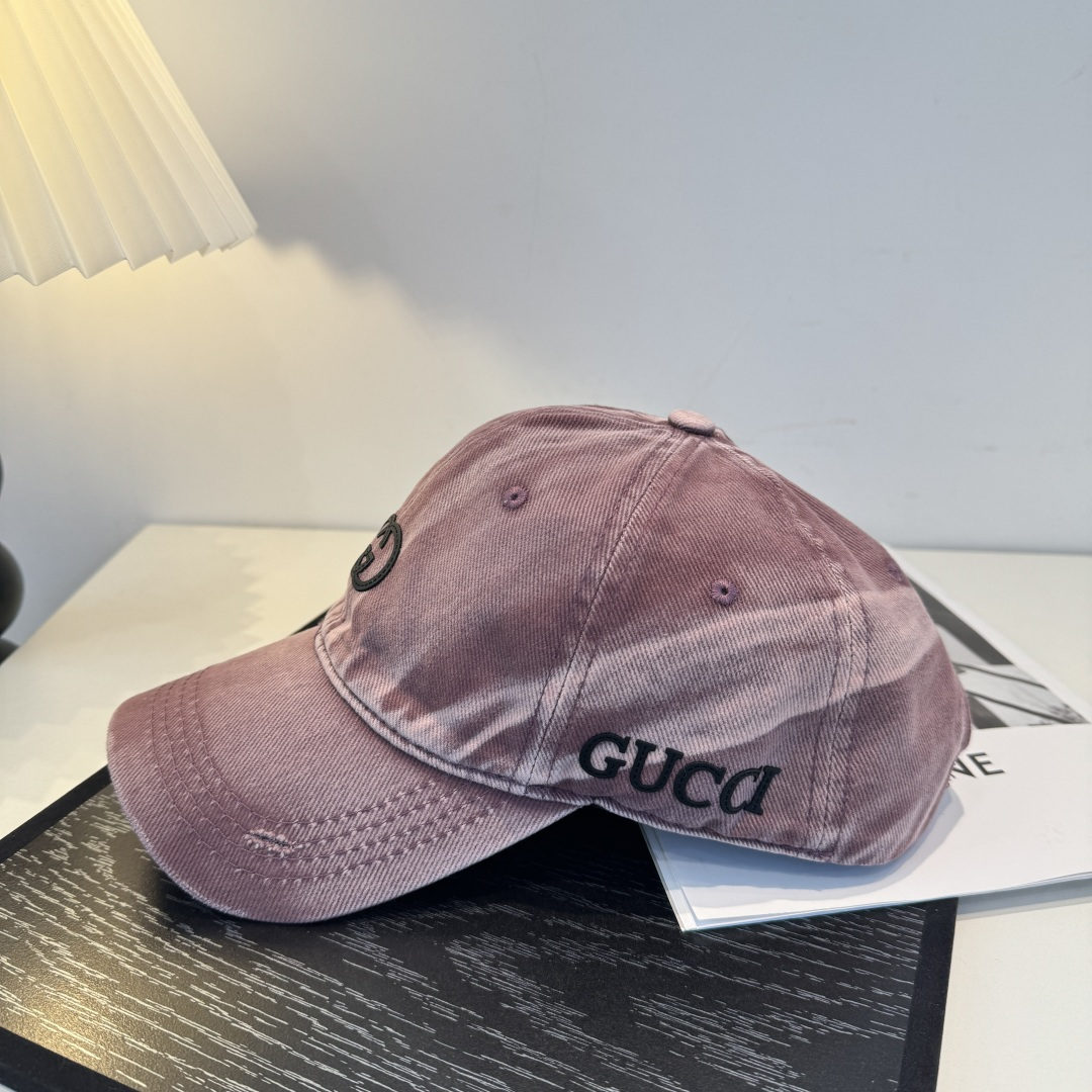 古奇棒球帽♥️GUCCI🧢官网新品，棒球帽，原单品质火爆来袭 。🎩 工艺非常精美 高档大气上档次！低调奢