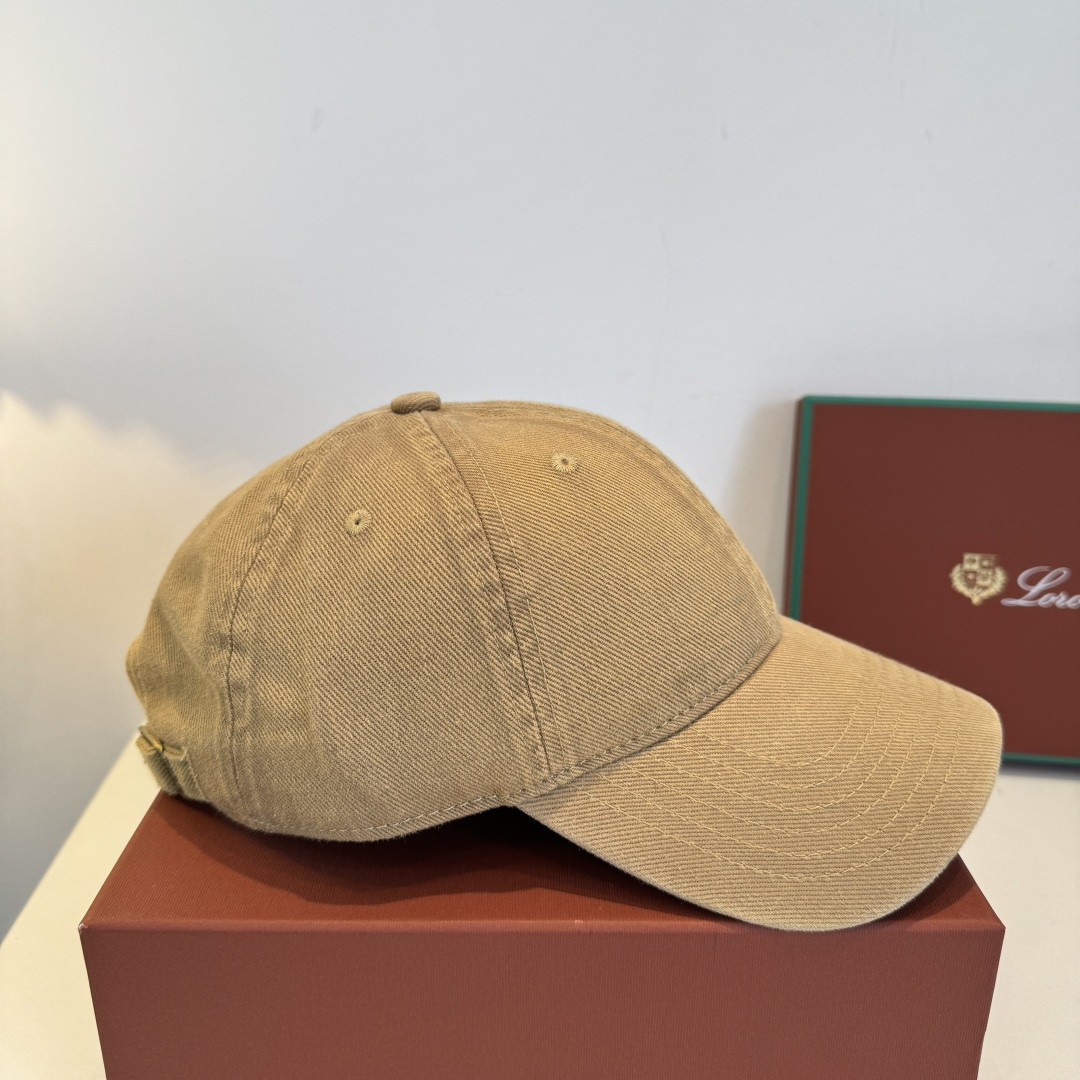 LP最新棒球帽 时尚前卫的休闲设计风格，戴上头就是这样好看看哦，做工精细，男女同款！