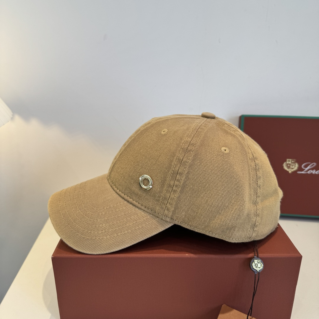 LP最新棒球帽 时尚前卫的休闲设计风格，戴上头就是这样好看看哦，做工精细，男女同款！