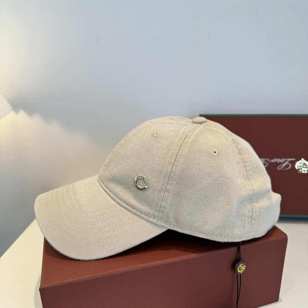 LP最新棒球帽 时尚前卫的休闲设计风格，戴上头就是这样好看看哦，做工精细，男女同款！