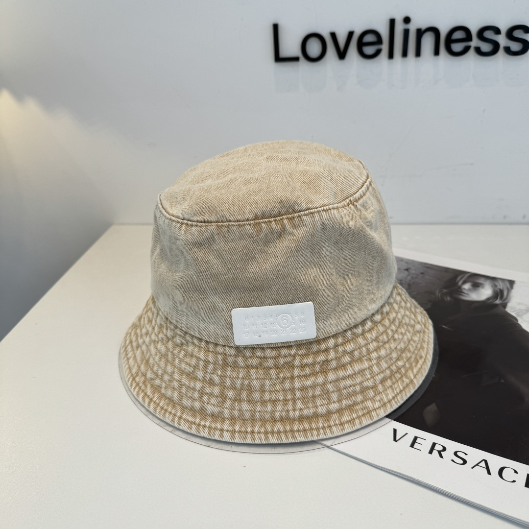 NO:824119,Trendy brand, new fisherman hat, super good texture, standard external line positioning, fine workmanship, simple and elegant, low price and high volume!  hats straw hat bucket hat baseball cap, hat, espadrilles, hats19860909潮牌,新款渔夫帽,质感超好,外部线条定位标准,做工精细,简约大气低价走量！ 帽子草帽渔夫帽棒球帽,帽子,espadrilles,hats,hat
