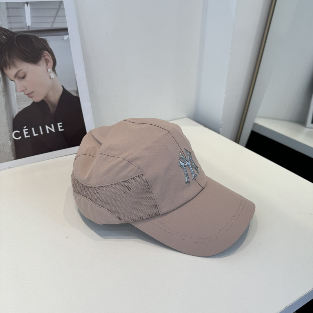新品ꫛꫀꪝ ❥——❤专柜品质，细节就是完美MLB拼接新款 官网步上新Ny🧢，代购版本 质量看细节好！
