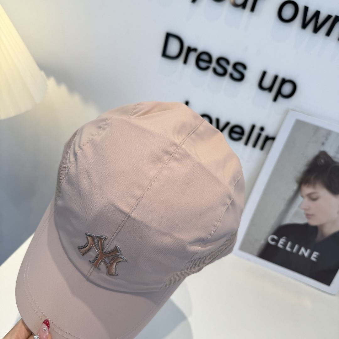 新品ꫛꫀꪝ ❥——❤专柜品质，细节就是完美MLB拼接新款 官网步上新Ny🧢，代购版本 质量看细节好！
