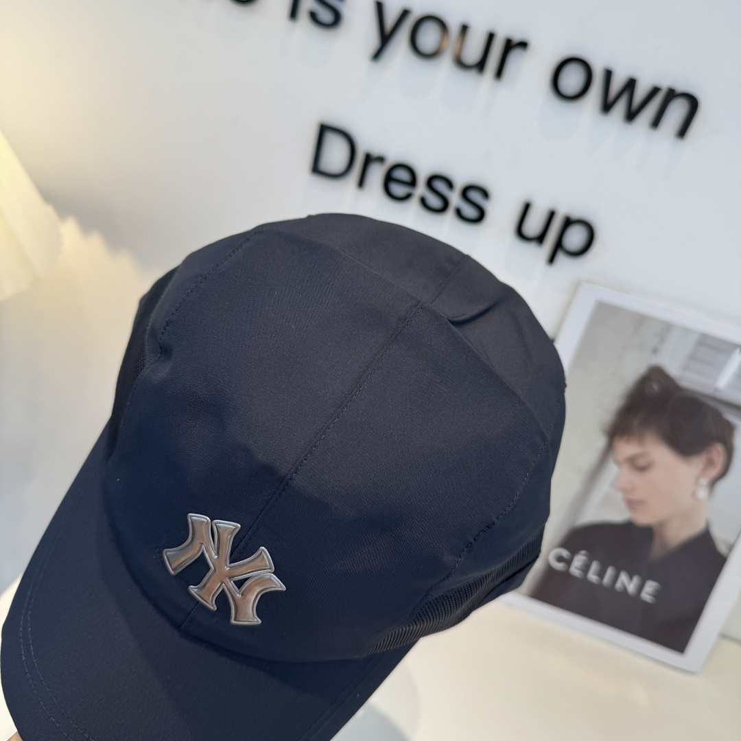 新品ꫛꫀꪝ ❥——❤专柜品质，细节就是完美MLB拼接新款 官网步上新Ny🧢，代购版本 质量看细节好！