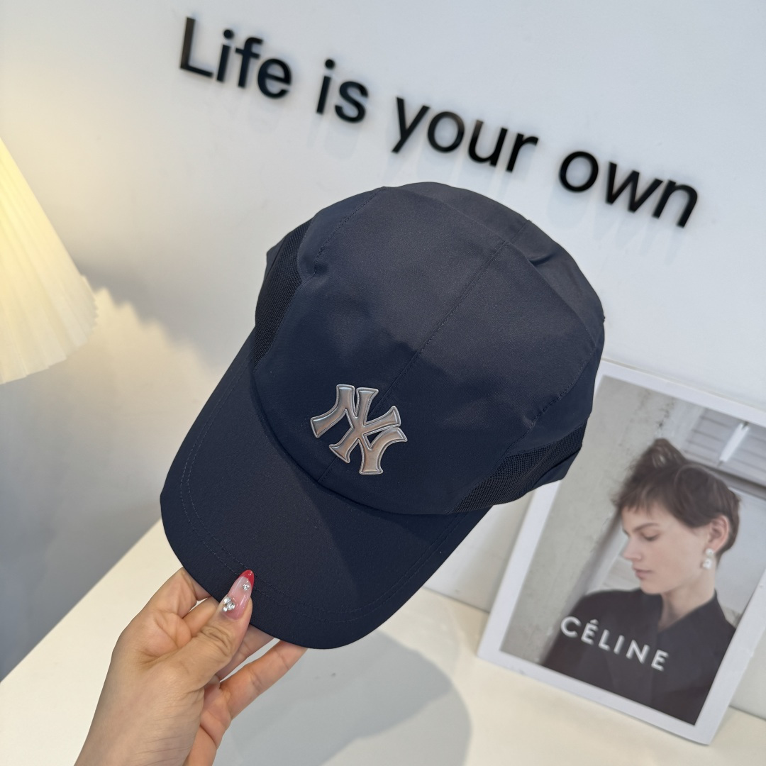 新品ꫛꫀꪝ ❥——❤专柜品质，细节就是完美MLB拼接新款 官网步上新Ny🧢，代购版本 质量看细节好！