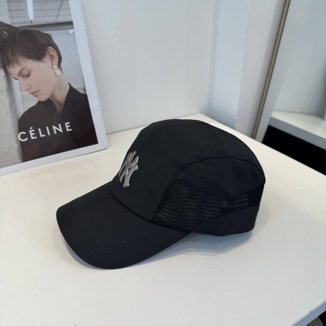 新品ꫛꫀꪝ ❥——❤专柜品质，细节就是完美MLB拼接新款 官网步上新Ny🧢，代购版本 质量看细节好！