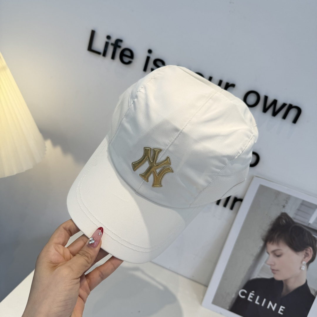 新品ꫛꫀꪝ ❥——❤专柜品质，细节就是完美MLB拼接新款 官网步上新Ny🧢，代购版本 质量看细节好！