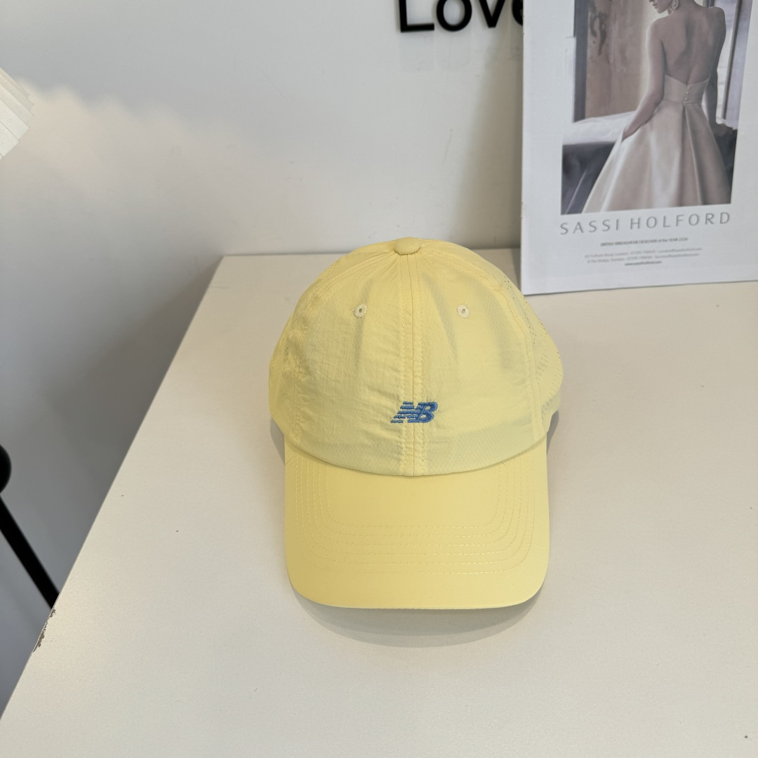 NO:824072,New trendy brand products, baseball caps, original quality, very exquisite craftsmanship, high-end atmosphere and class!  Low-key luxury, easy to carry!  Running volume!  hats straw hat bucket hat baseball cap, hat, espadrilles, hats19860909潮牌新品,棒球帽,原单品质火爆来袭 工艺非常精美 高档大气上档次！低调奢华,方便携带！跑量！帽子草帽渔夫帽棒球帽,帽子,espadrilles,hats,hat