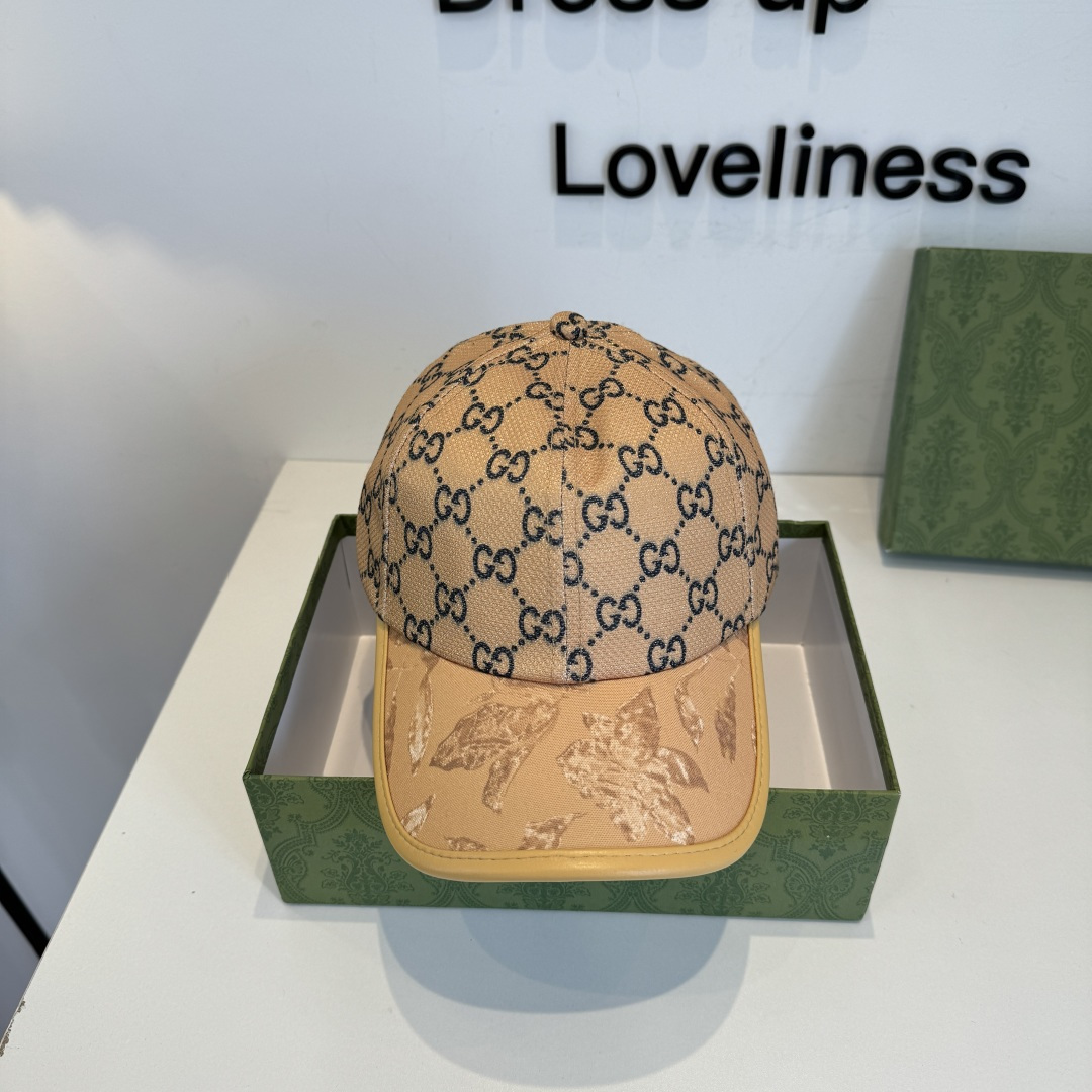 NO:824919,Gucci Baseball Cap GUCCI official website new product, baseball cap, original quality is very popular, the craftsmanship is very exquisite, the high-end atmosphere is high-end!  Low-key luxury, easy to carry!  Running volume!  Hats, straw hats, bucket hats, baseball caps, hats, gucci, espadrilles, hats19860909古奇棒球帽GUCCI官网新品,棒球帽,原单品质火爆来袭 工艺非常精美 高档大气上档次！低调奢华,方便携带！跑量！帽子草帽渔夫帽棒球帽,帽子,gucci,espadrilles,hats,hat