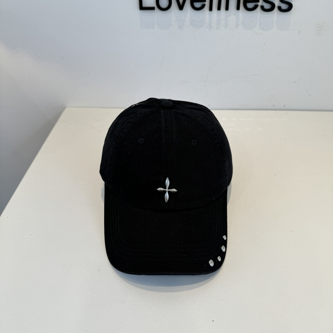 NO:865358,Kroxin baseball cap has super good texture, standard external line positioning, fine workmanship, simple and elegant, low price and high volume!  Hats, straw hats, bucket hats, baseball caps, hats, chrome hearts, espadrilles, hats19860909克罗心 棒球帽 质感超好,外部线条定位标准,做工精细,简约大气低价走量！ 帽子草帽渔夫帽棒球帽,帽子,chrome hearts,espadrilles,hats,hat