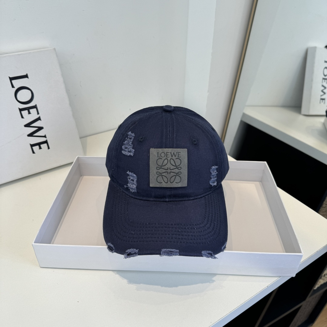 NO:865327,LOEWE's new original original design, with super good texture, standard external line positioning, fine workmanship, simple and elegant, low price and high volume!  hat, straw hat, bucket hat, baseball cap, hat, loewe, loewe, espadrilles, hats19860909罗意威 LOEWE新款原版原标设计,质感超好,外部线条定位标准,做工精细,简约大气低价走量！帽子草帽渔夫帽棒球帽,帽子,loewe,loewe,espadrilles,hats,hat