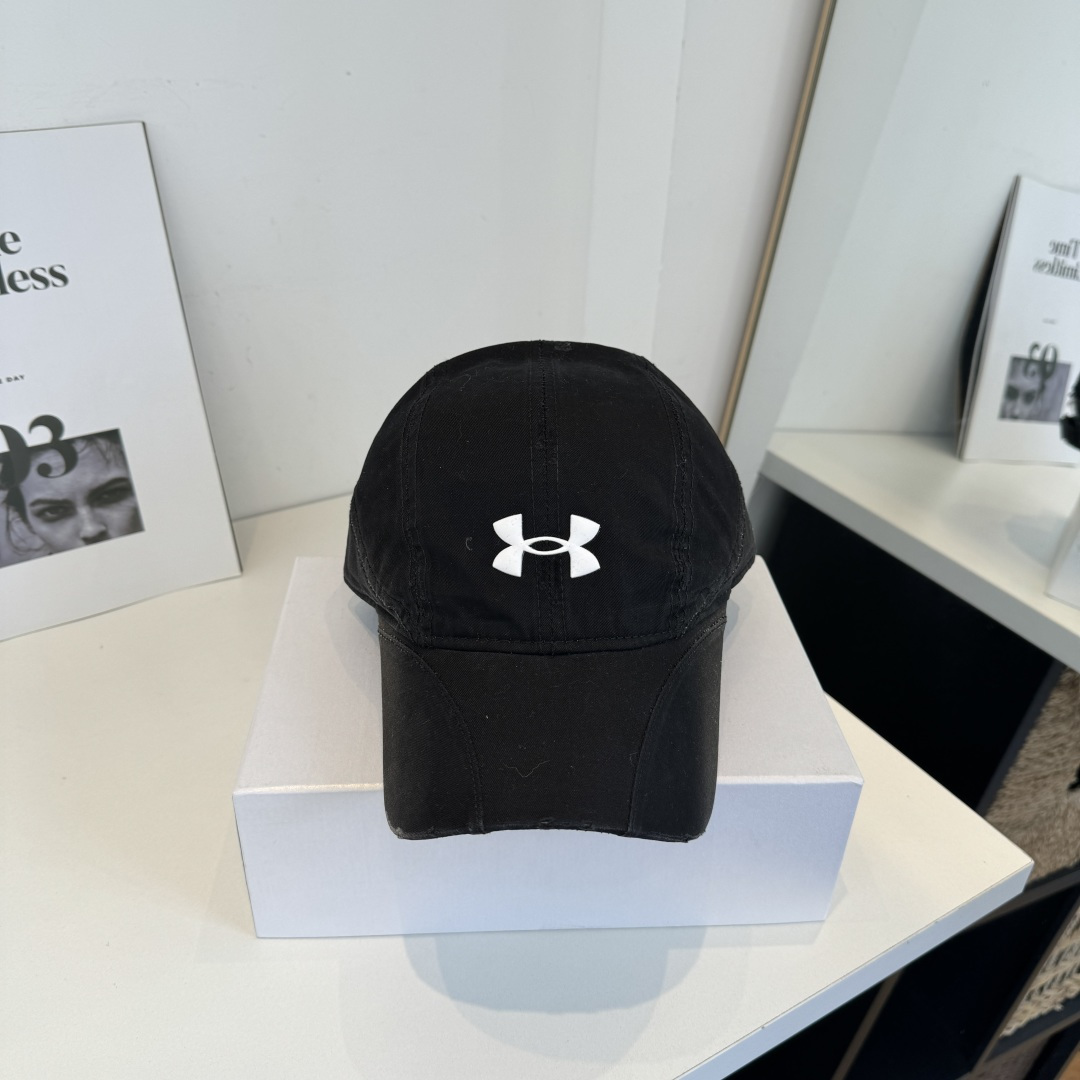 NO:866324,The new trendy brand original original design, with super good texture, standard external line positioning, fine workmanship, simple and elegant, low price and high volume!  hats straw hat bucket hat baseball cap, hat, espadrilles, hats19860909潮牌新款原版原标设计,质感超好,外部线条定位标准,做工精细,简约大气低价走量！帽子草帽渔夫帽棒球帽,帽子,espadrilles,hats,hat