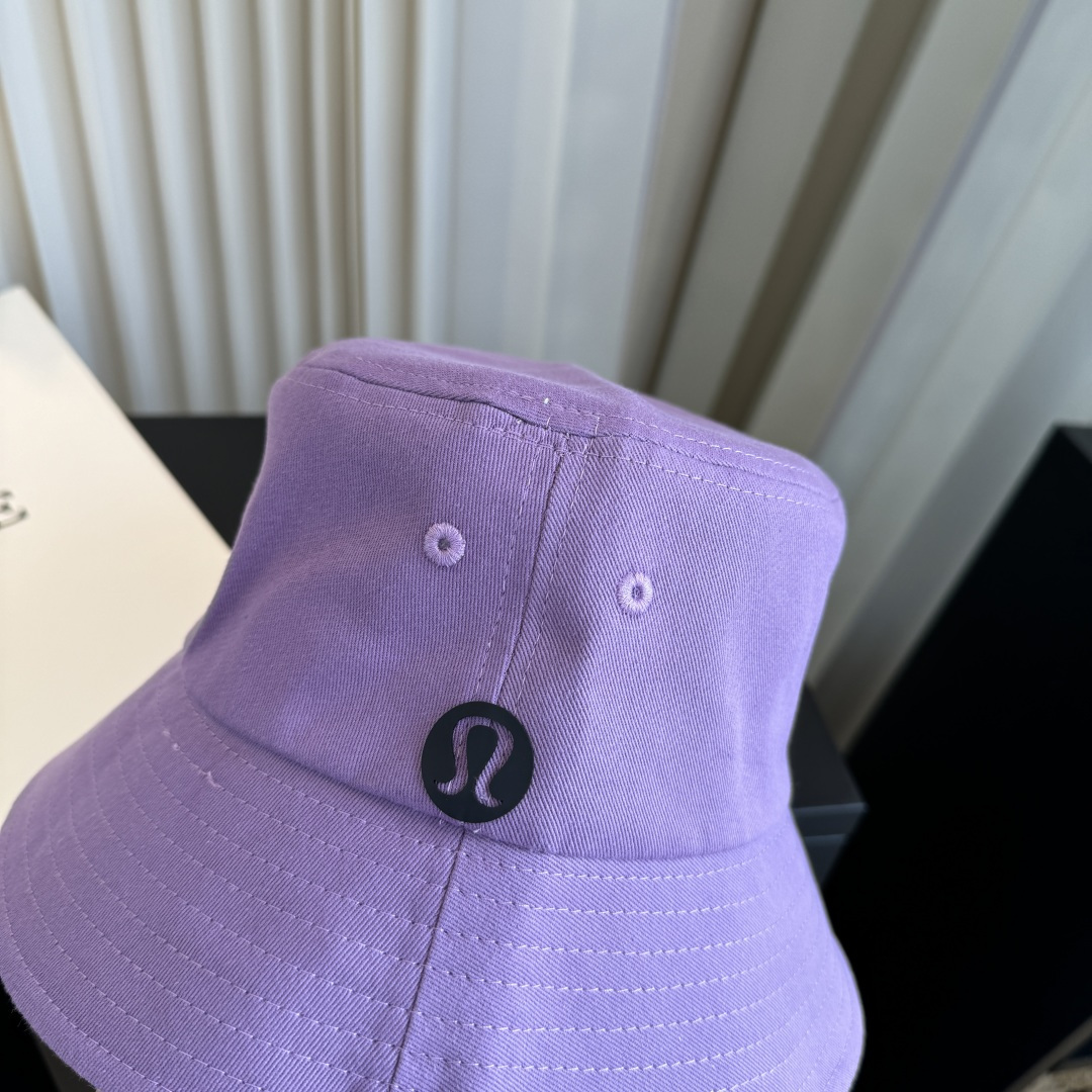 LULULEMON渔夫帽 爱健身的集美们一定听过的lulu~ 非常适合多巴胺的你 颜色齐全赶快入手。