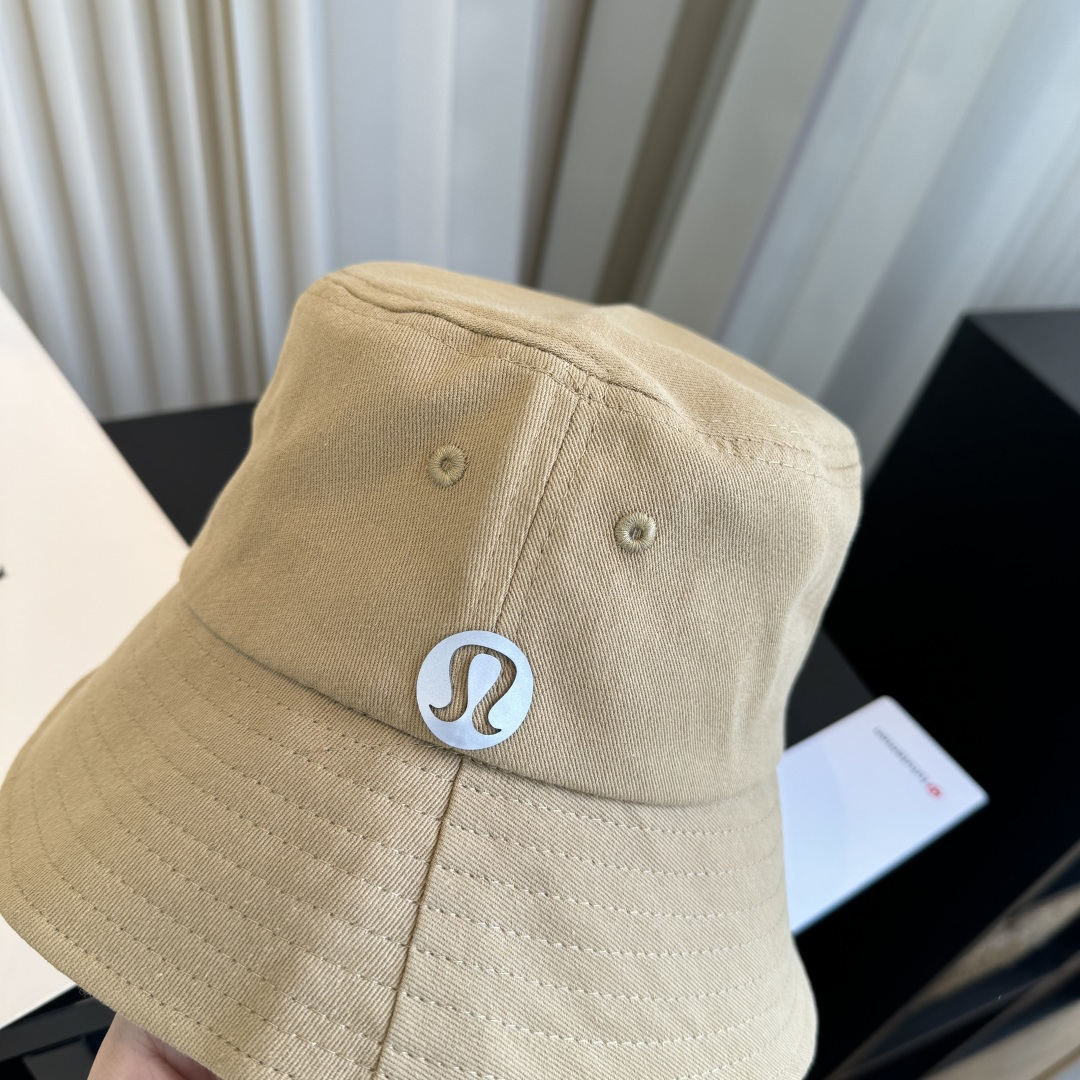 LULULEMON渔夫帽 爱健身的集美们一定听过的lulu~ 非常适合多巴胺的你 颜色齐全赶快入手。