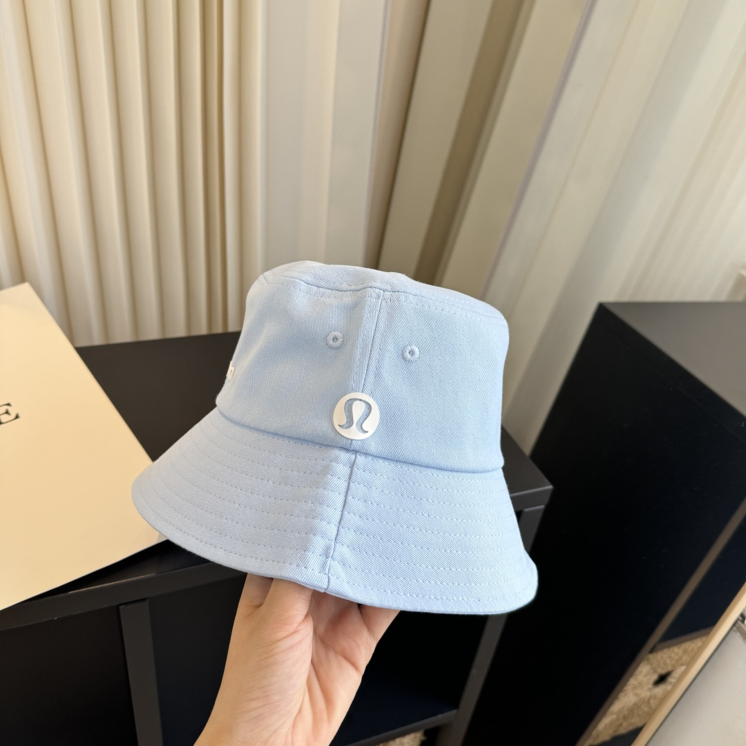 LULULEMON渔夫帽 爱健身的集美们一定听过的lulu~ 非常适合多巴胺的你 颜色齐全赶快入手。