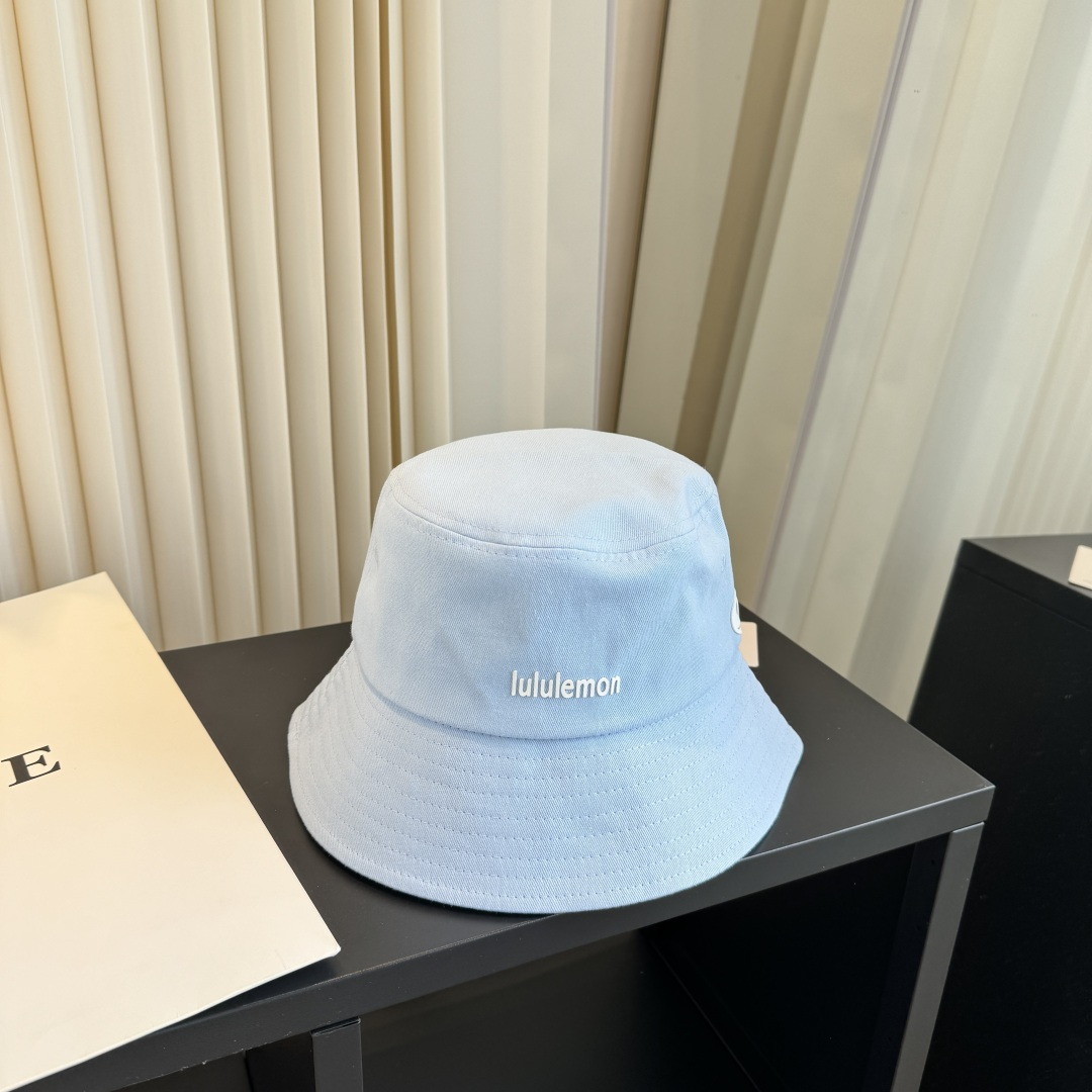 LULULEMON渔夫帽 爱健身的集美们一定听过的lulu~ 非常适合多巴胺的你 颜色齐全赶快入手。